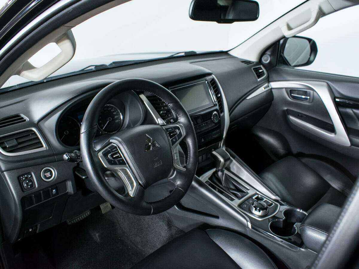 Купить Mitsubishi Pajero Sport, 2019, 94 350 км, фото №13