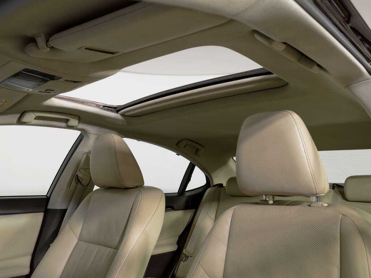 Купить Lexus ES 200, 2015, 106 438 км, фото №14