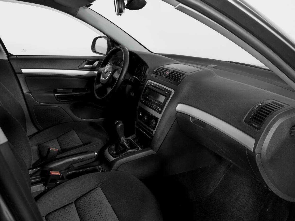 Купить Skoda Octavia, 2009, 270 522 км, фото №9