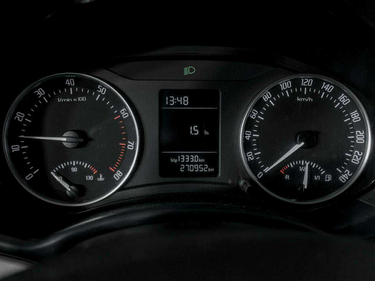 Купить Skoda Octavia, 2009, 270 522 км, фото №11