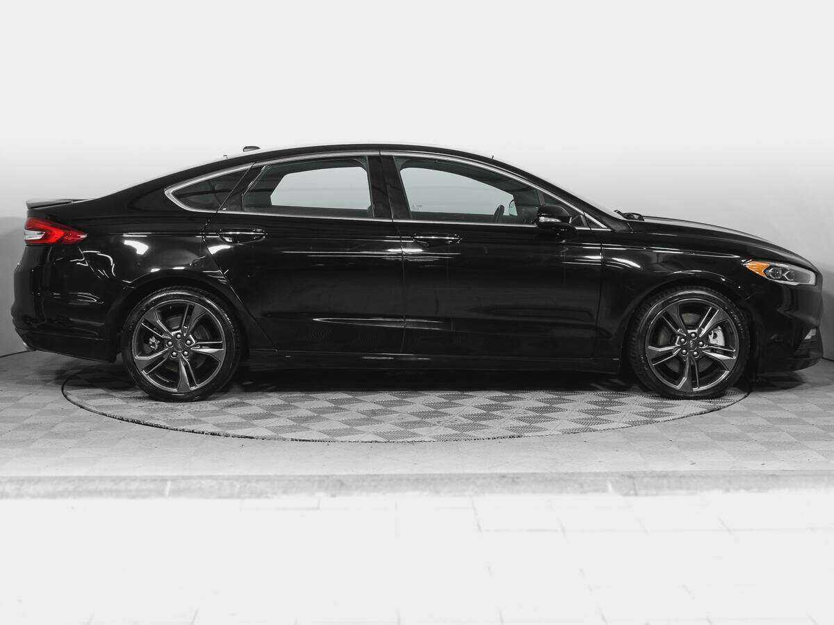 Купить Ford Fusion (North America) Sport, 2017, 190 000 км, фото №4