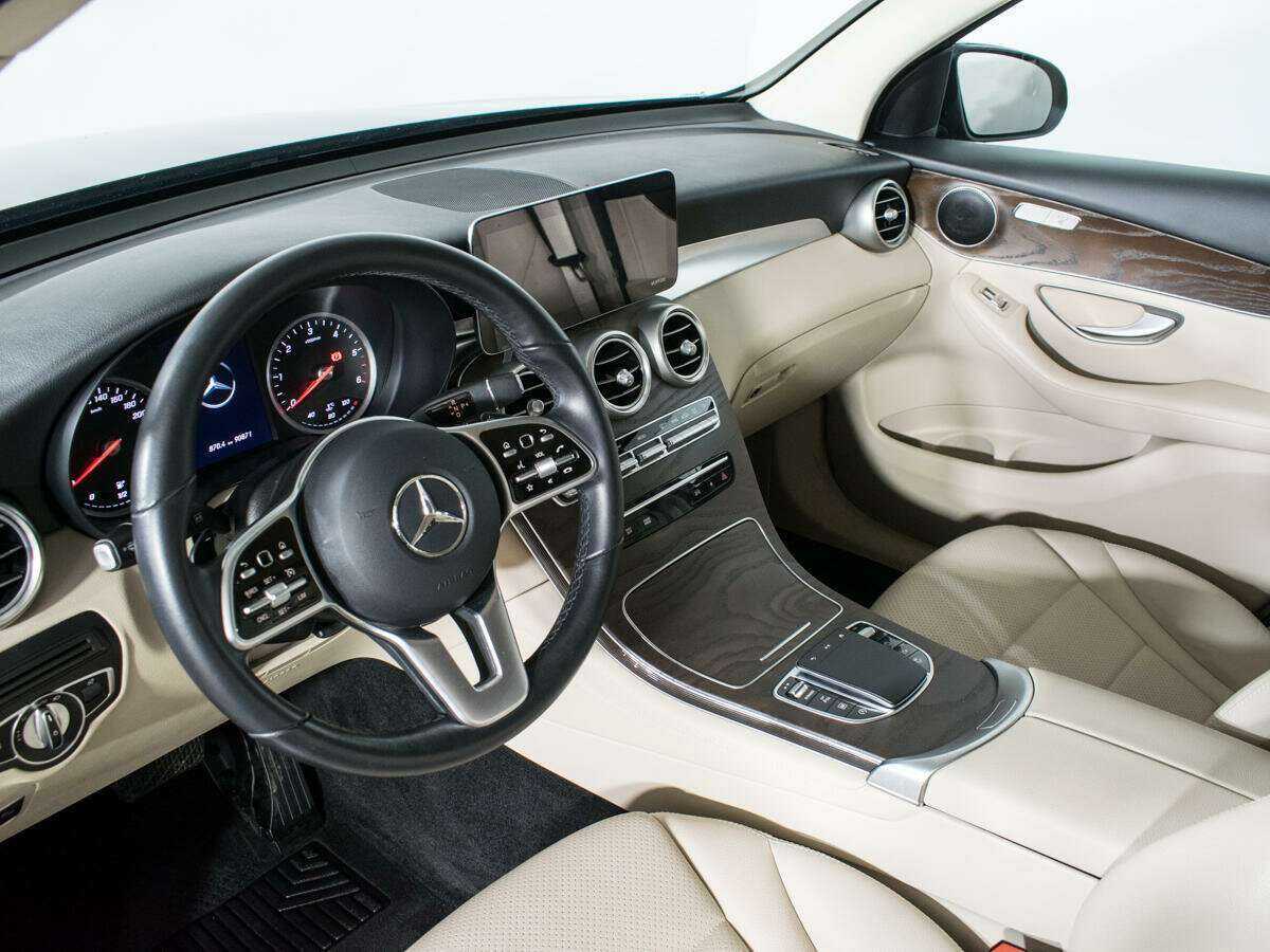 Купить Mercedes-Benz GLC 220 d, 2020, 90 870 км, фото №13
