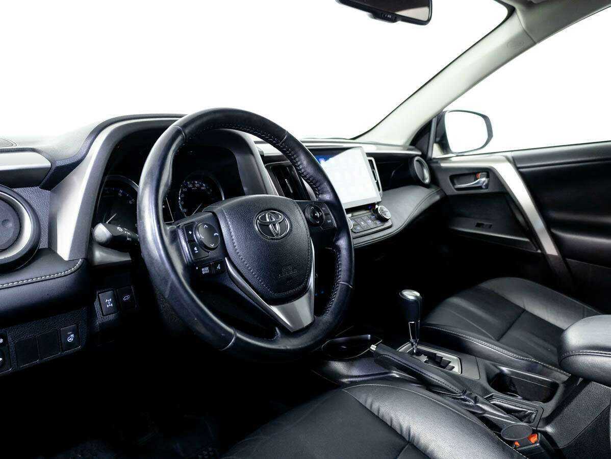 Купить Toyota RAV4, 2018, 98 863 км, фото №10