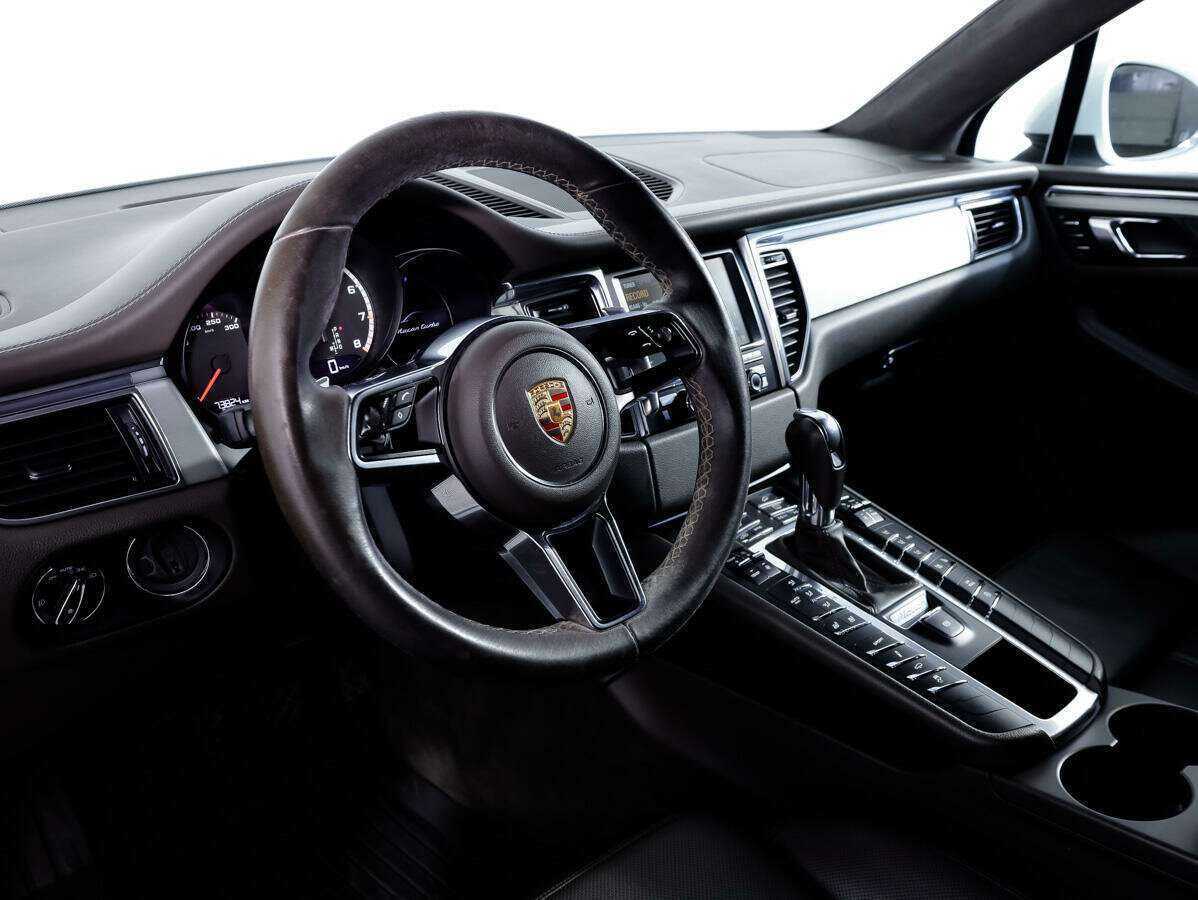 Купить Porsche Macan Turbo, 2015, 73 824 км, фото №11