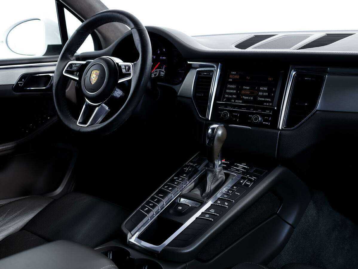 Купить Porsche Macan Turbo, 2015, 73 824 км, фото №12