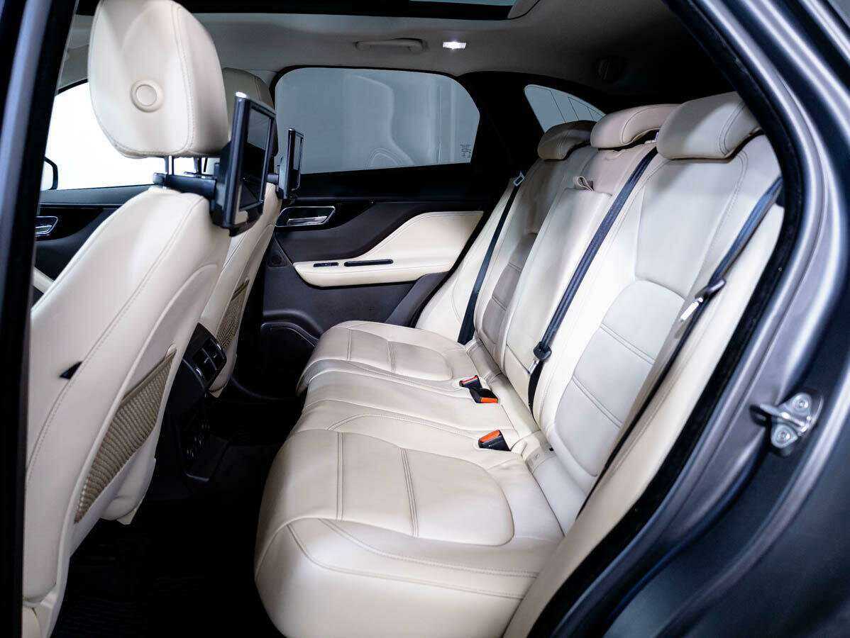Купить Jaguar F-Pace, 2016, 83 850 км, фото №13