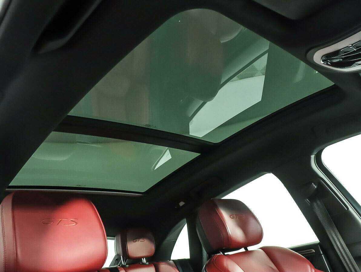 Купить Porsche Macan GTS, 2018, 97 359 км, фото №14