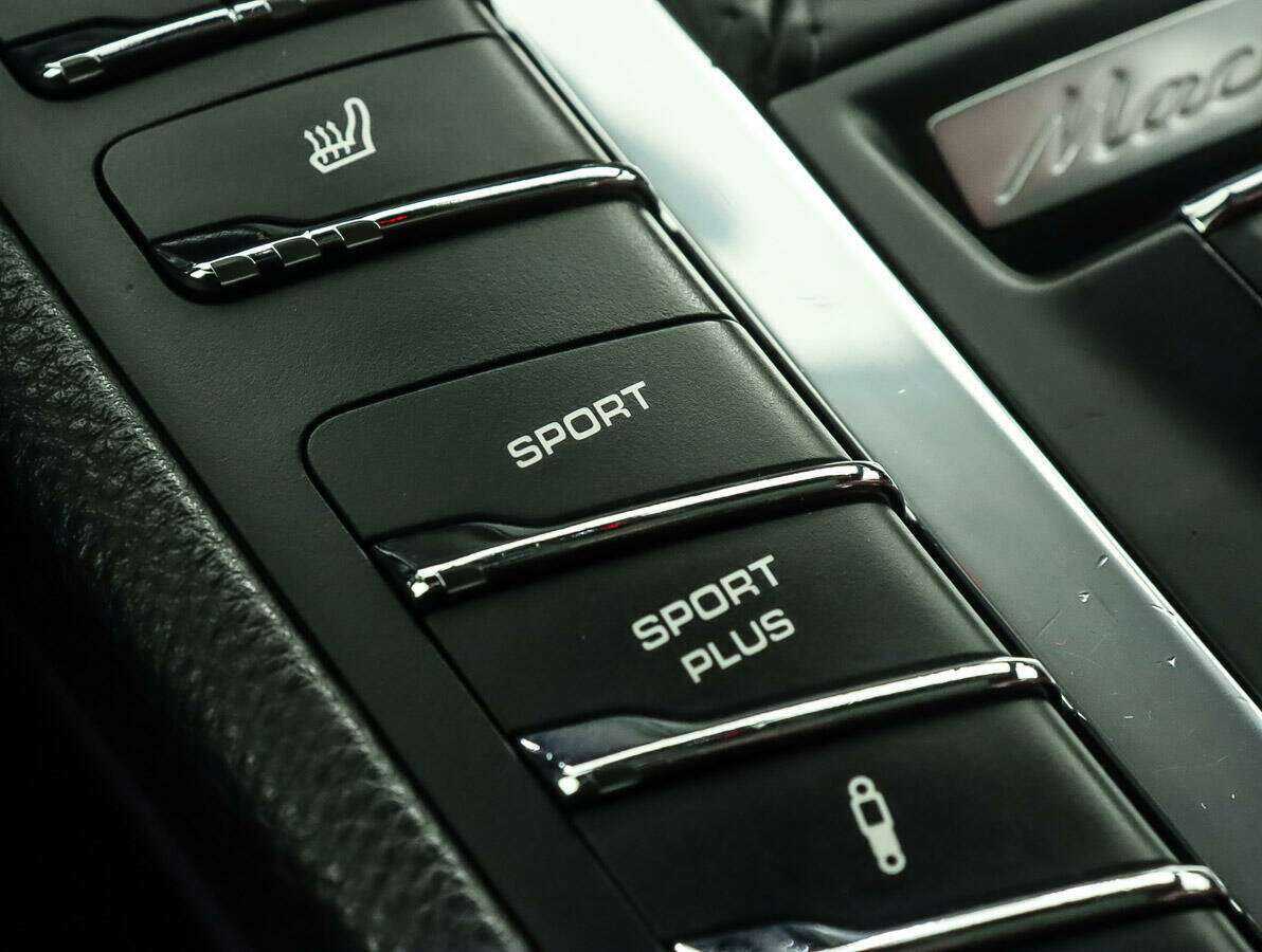Купить Porsche Macan GTS, 2018, 97 359 км, фото №22
