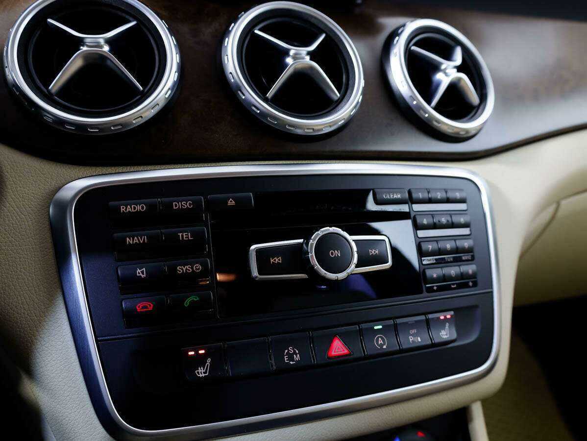 Купить Mercedes-Benz GLA 200, 2015, 127 846 км, фото №14