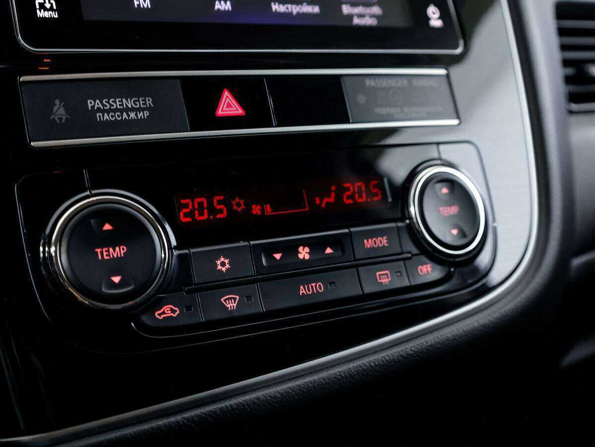 Купить Mitsubishi Outlander, 2018, 144 060 км, фото №19