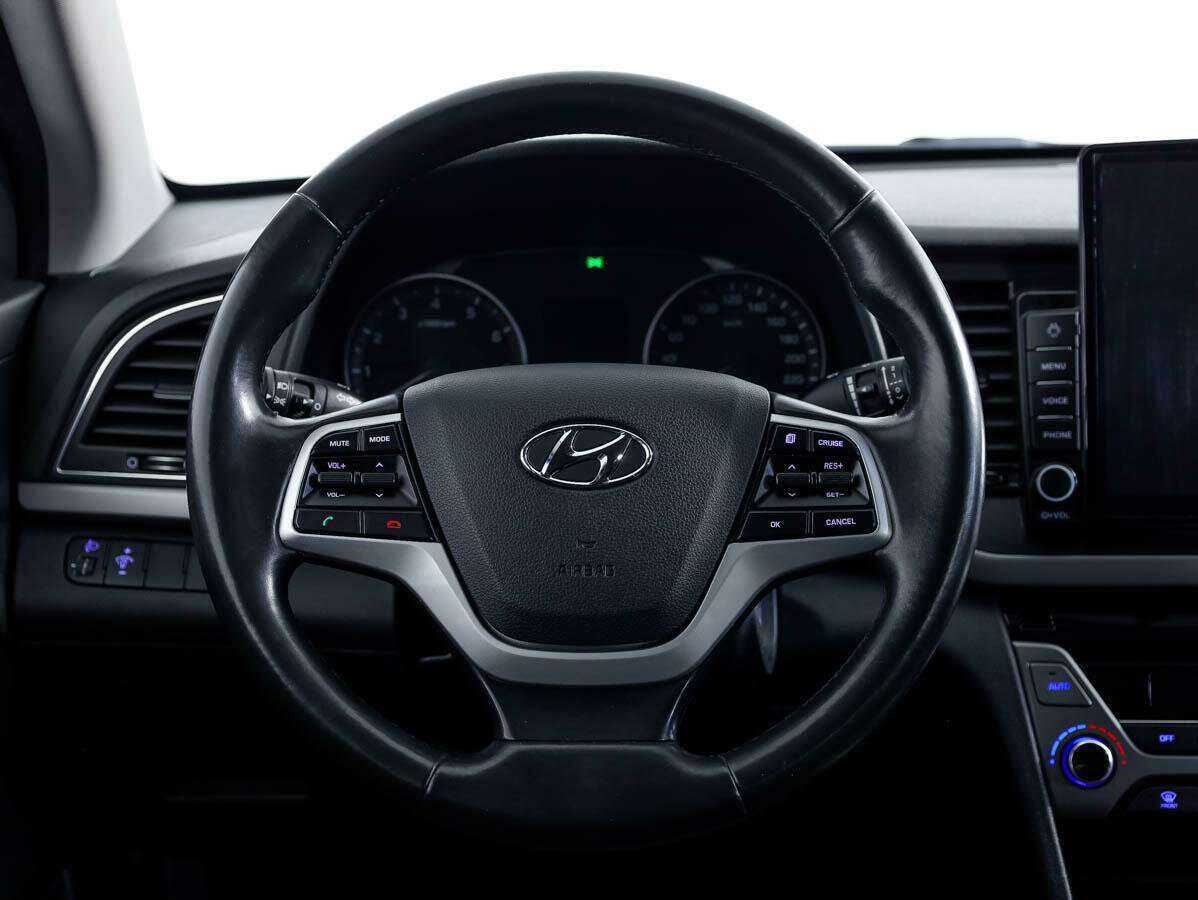 Купить Hyundai Elantra, 2018, 61 707 км, фото №18