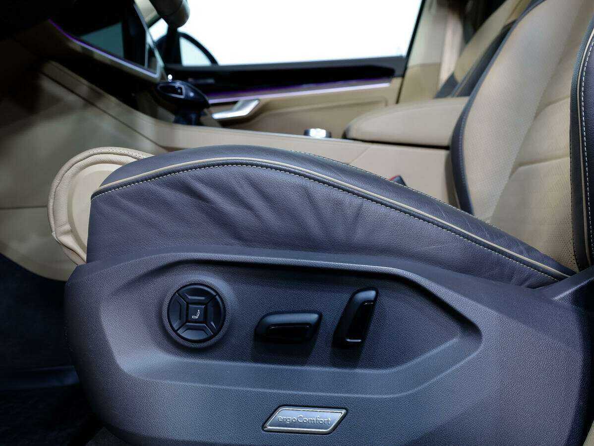 Купить Volkswagen Touareg, 2020, 100 050 км, фото №13