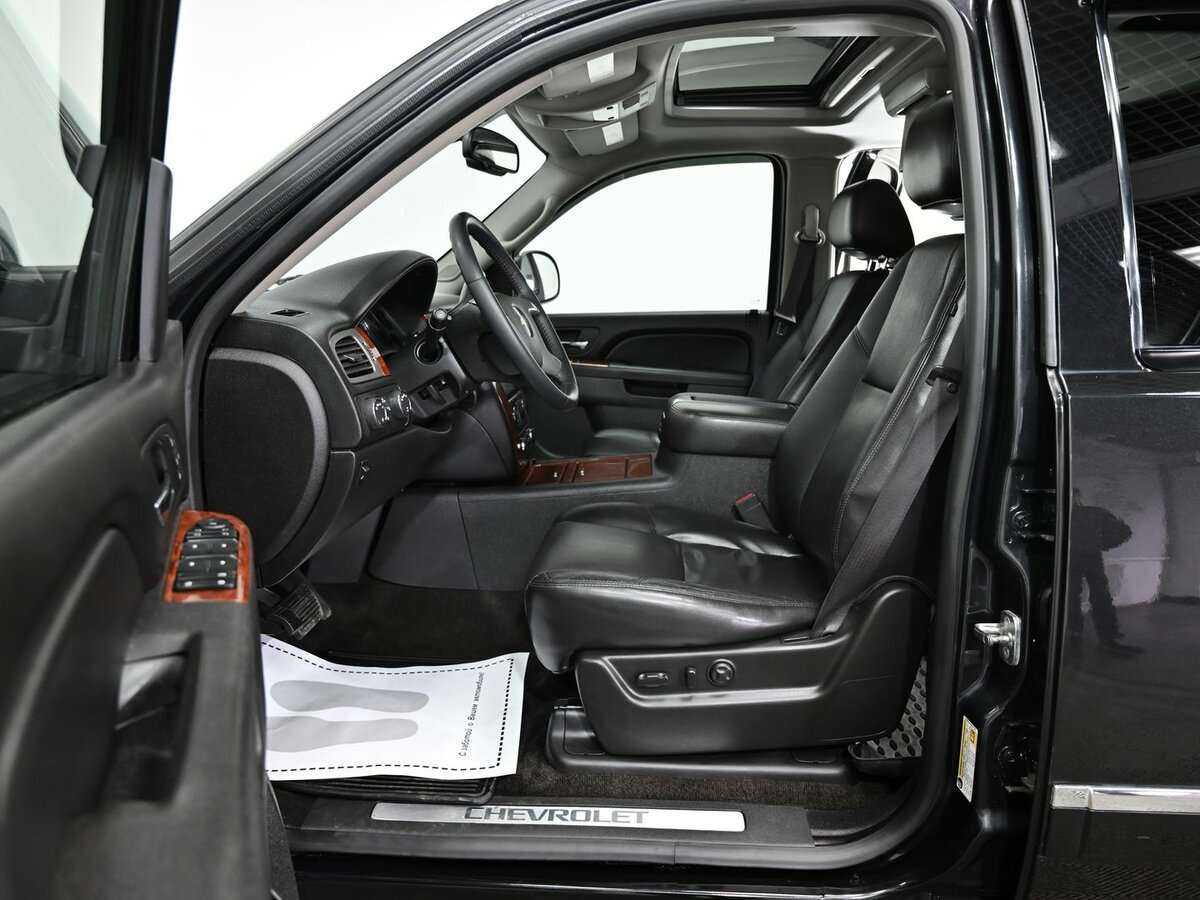 Купить Chevrolet Tahoe 6AT, 2012, 167 000 км, фото №5