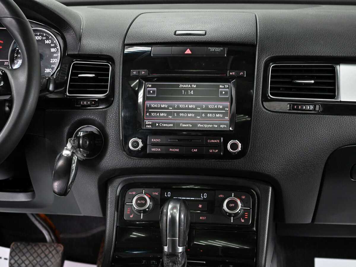 Купить Volkswagen Touareg, 2011, 152 000 км, фото №12