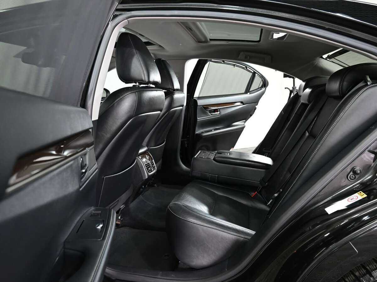 Купить Lexus ES 350, 2013, 138 000 км, фото №7