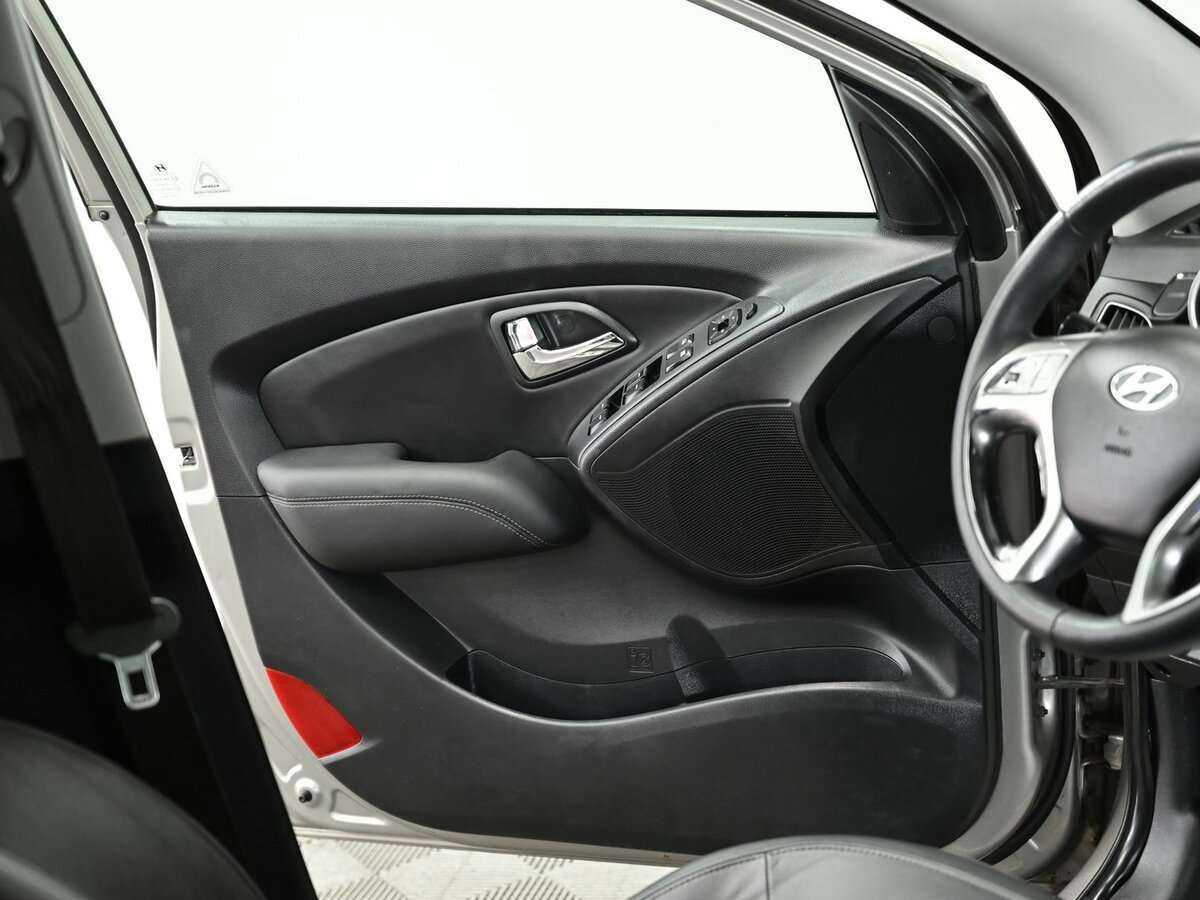 Купить Hyundai ix35, 2011, 143 000 км, фото №9