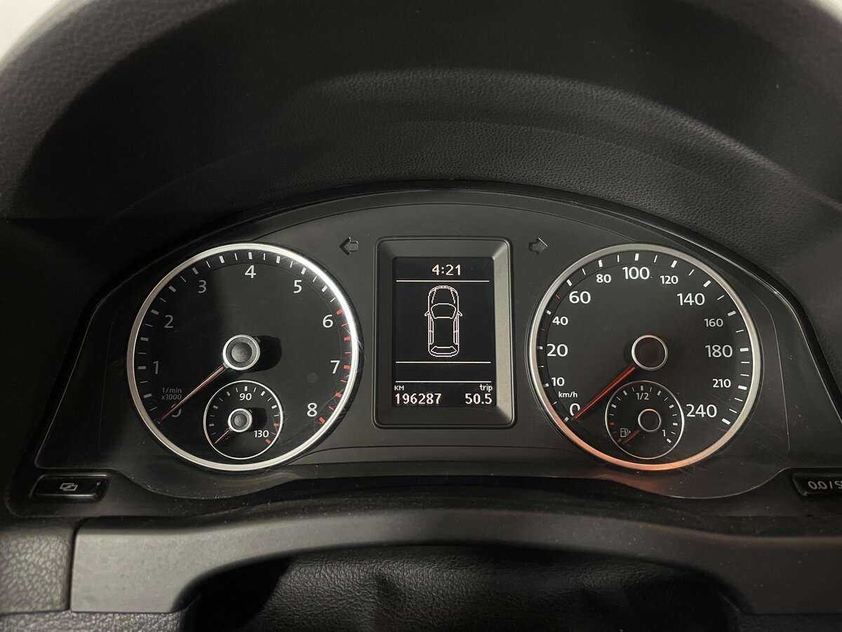 Купить Volkswagen Tiguan, 2010, 196 286 км, фото №11