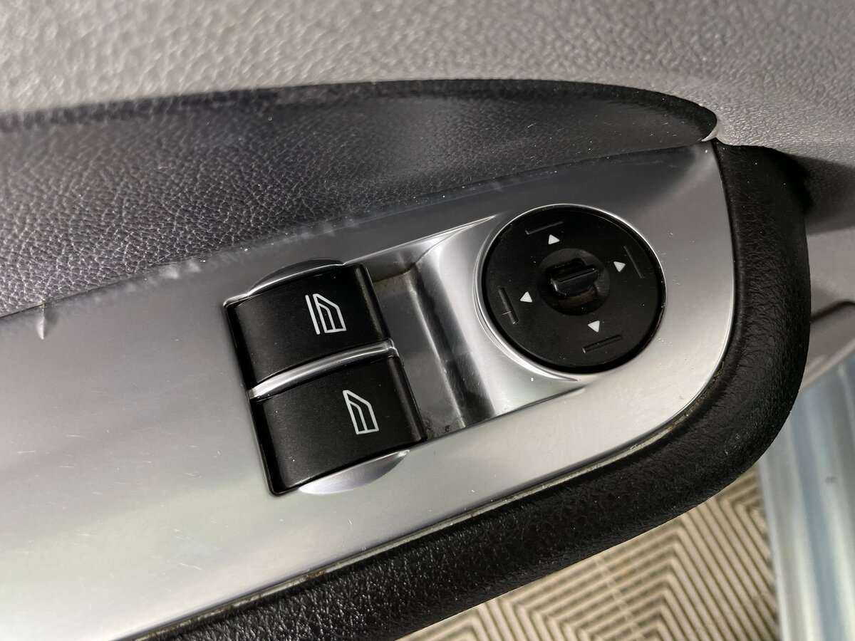 Купить Ford Focus, 2010, 279 578 км, фото №16