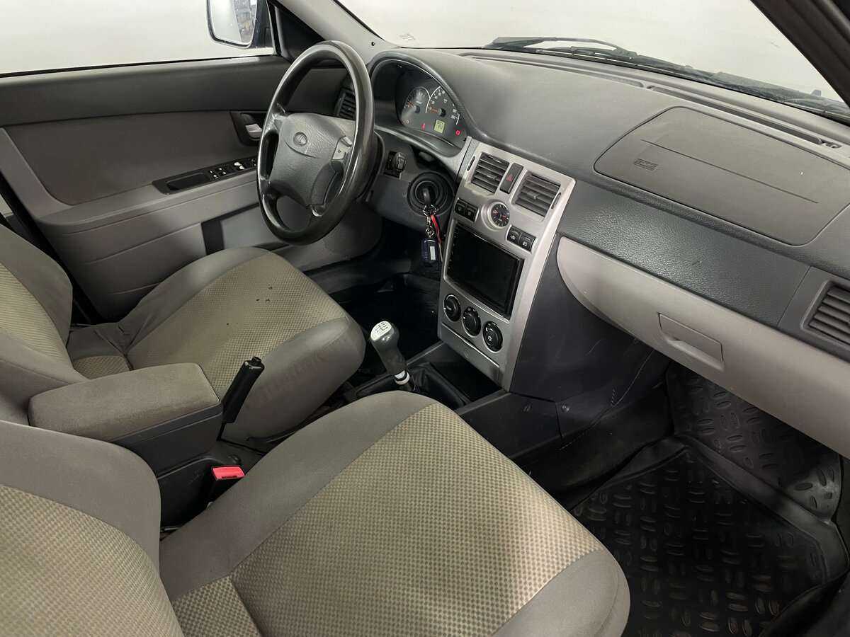 Купить Lada (ВАЗ) Priora, 2012, 189 043 км, фото №11