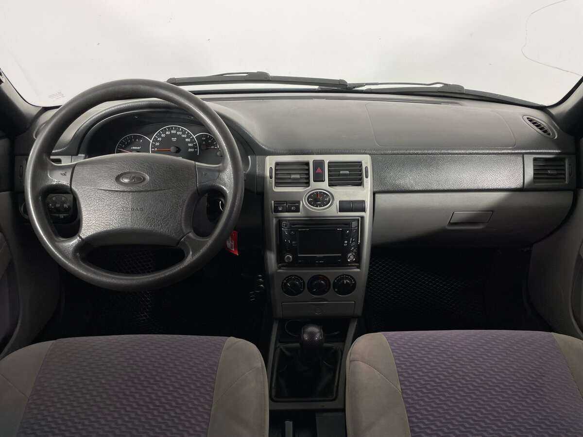 Купить Lada (ВАЗ) Priora, 2008, 215 629 км, фото №9