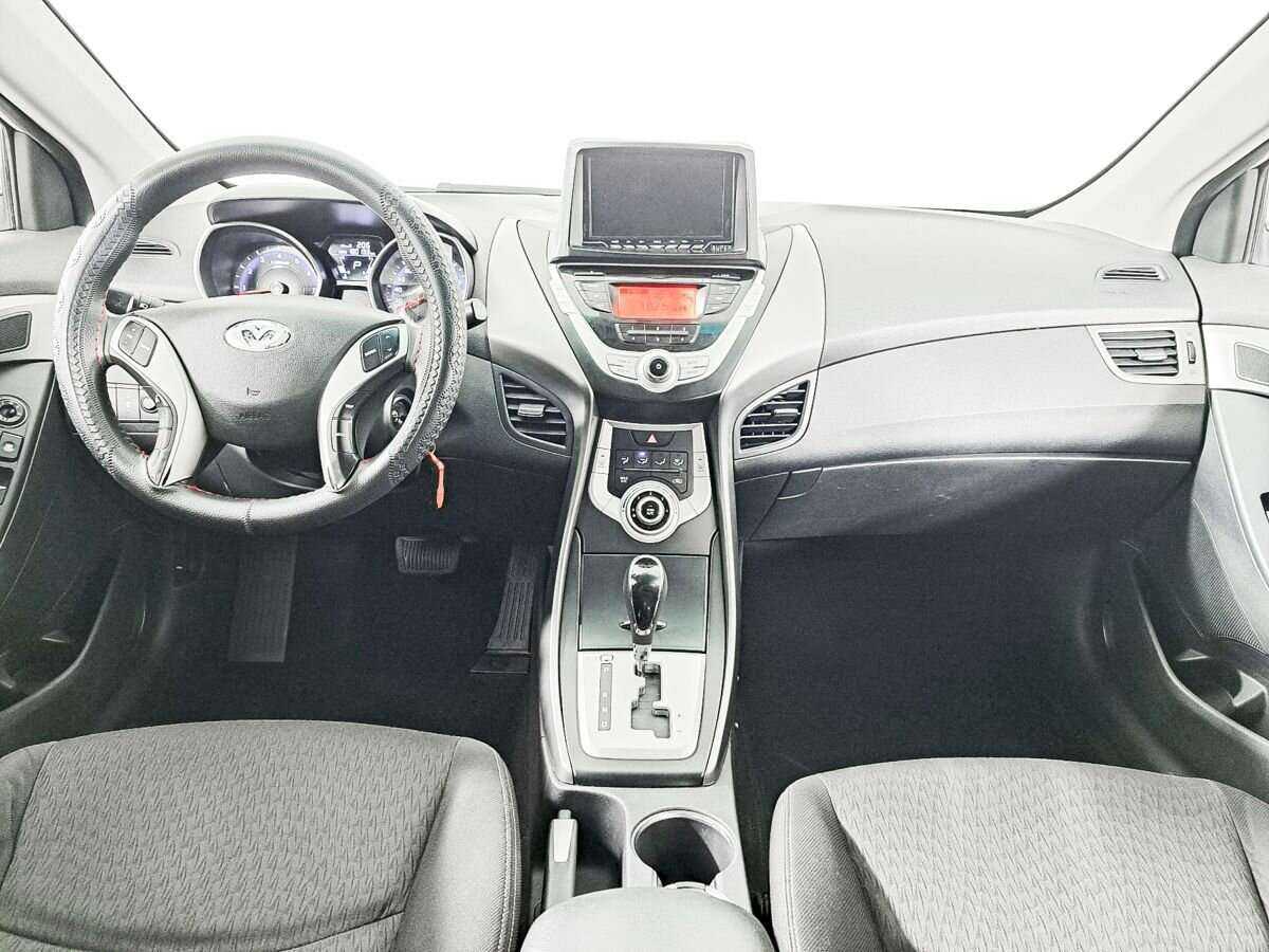 Купить Hyundai Avante, 2011, 171 000 км, фото №10