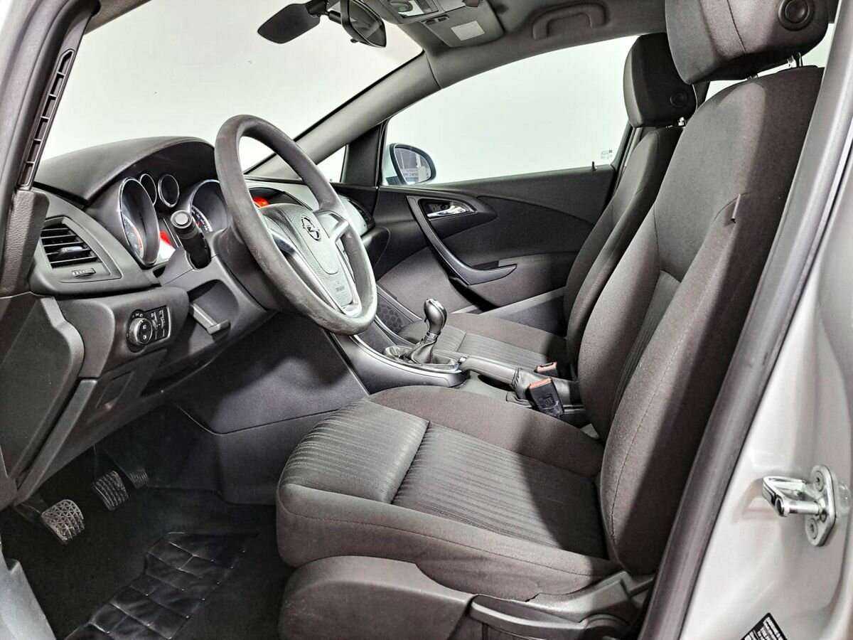 Купить Opel Astra, 2011, 154 900 км, фото №13