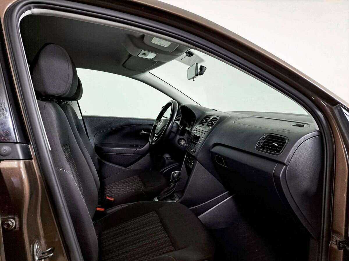 Купить Volkswagen Polo, 2016, 32 003 км, фото №9