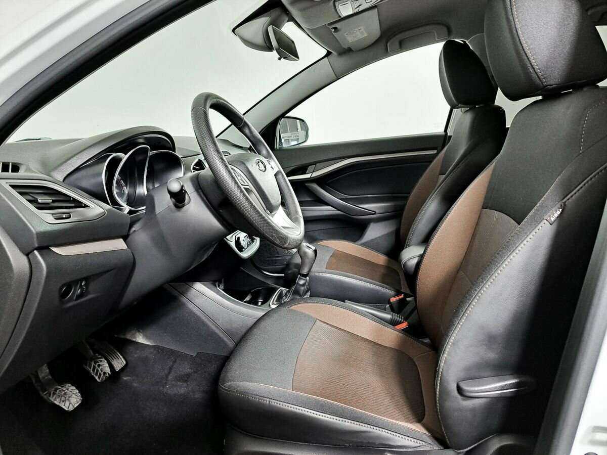 Купить Lada (ВАЗ) Vesta SW, 2018, 139 100 км, фото №14