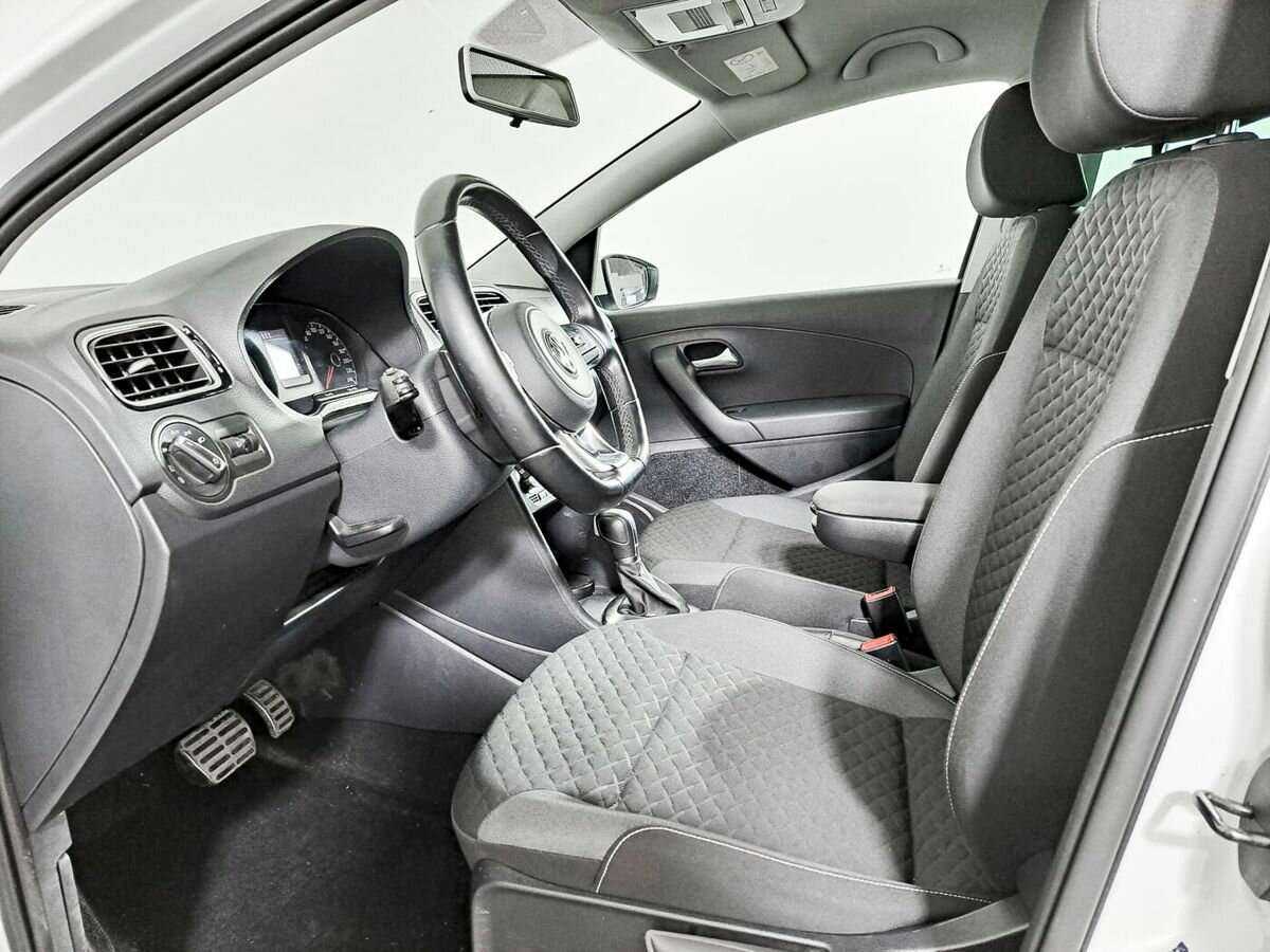 Купить Volkswagen Polo, 2018, 38 165 км, фото №11