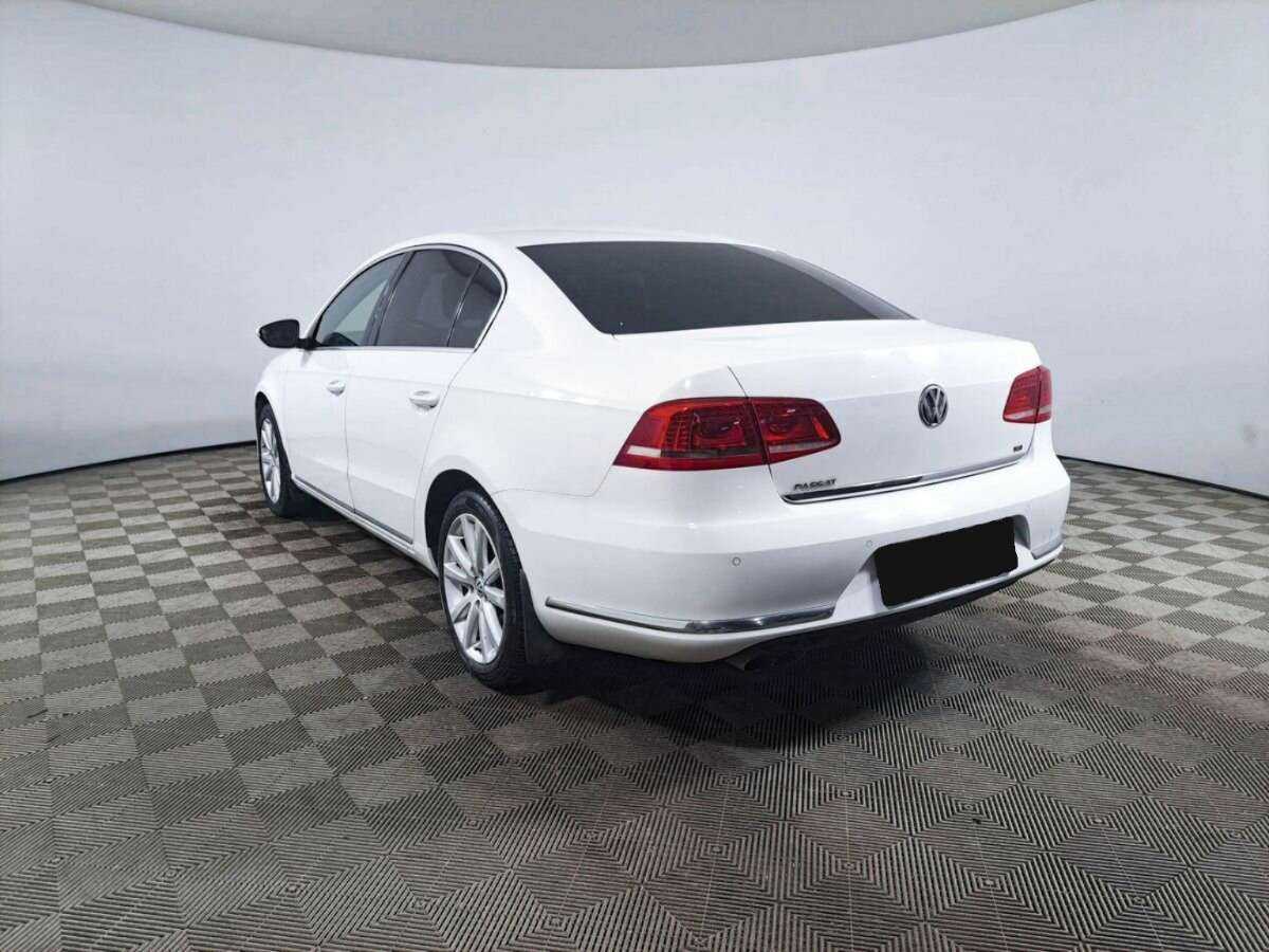 Купить Volkswagen Passat, 2011, 171 000 км, фото №7