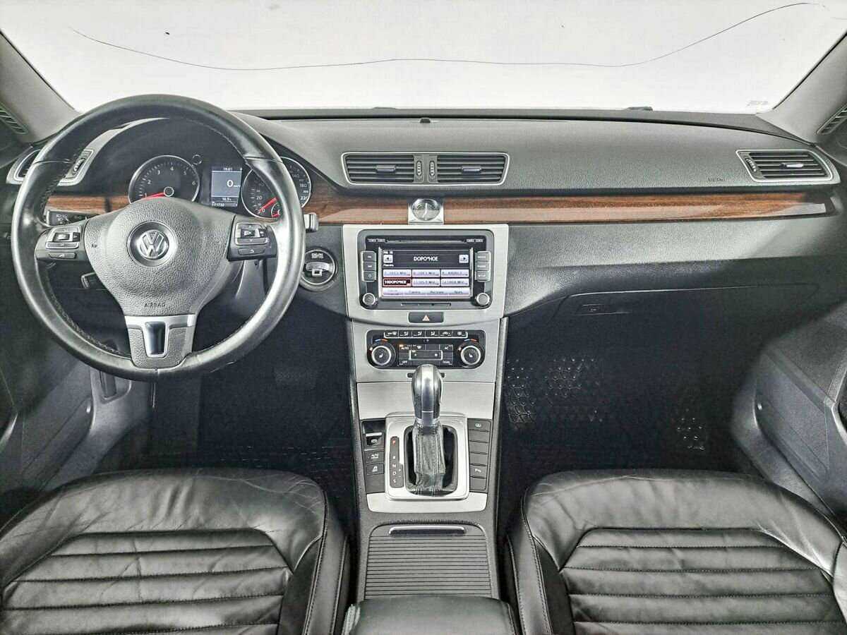 Купить Volkswagen Passat, 2011, 171 000 км, фото №12