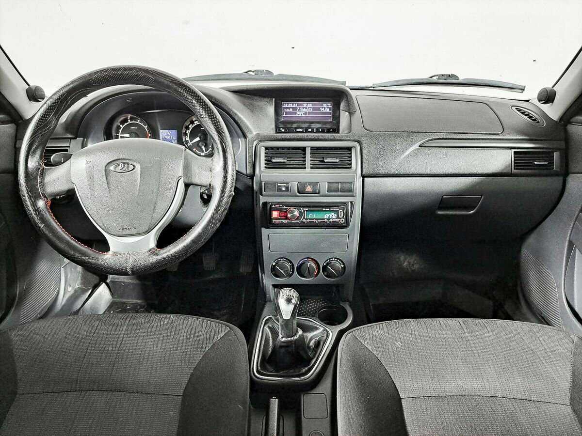 Купить Lada (ВАЗ) Priora, 2015, 173 000 км, фото №9