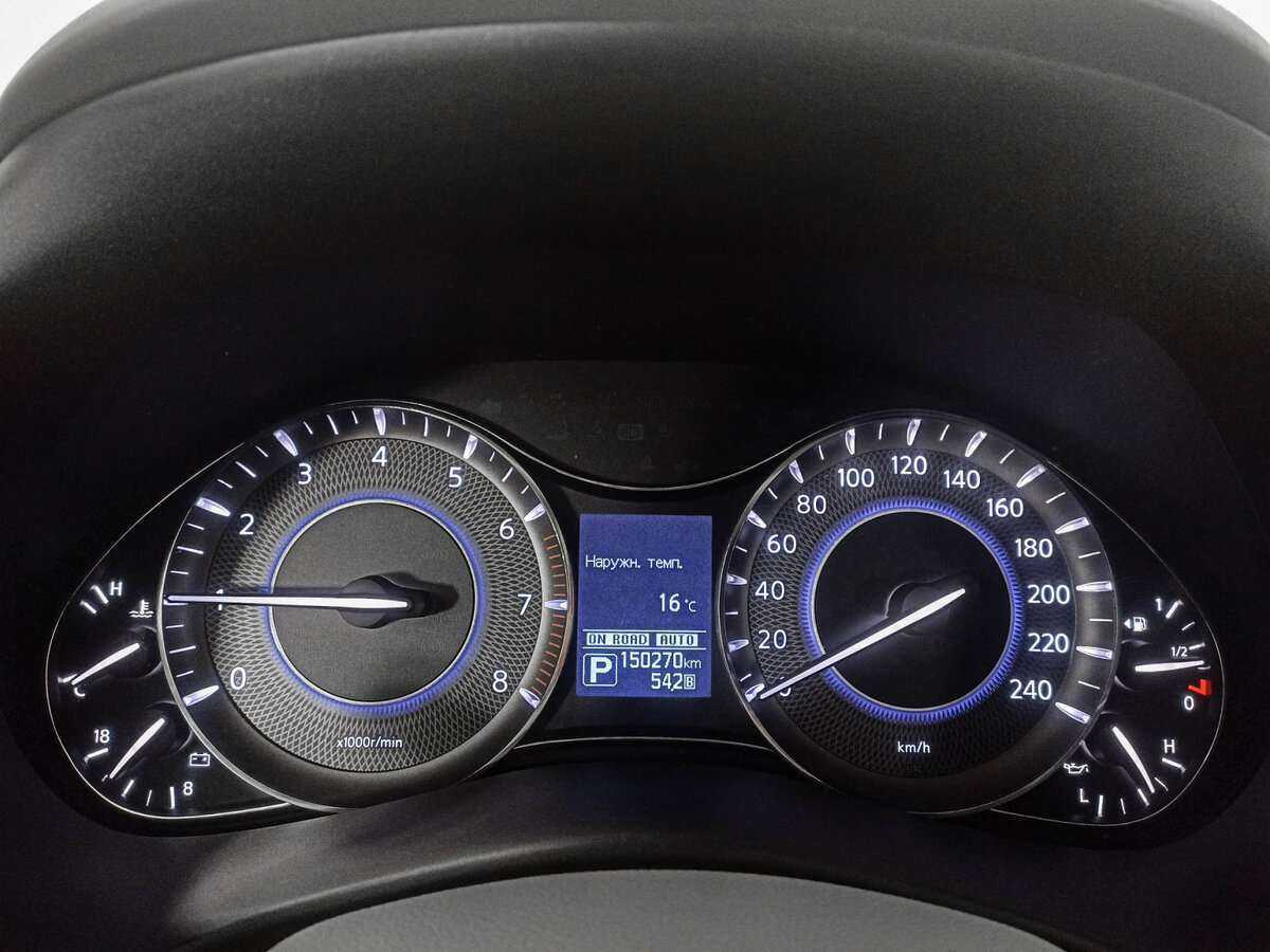 Купить Infiniti QX80, 2016, 150 273 км, фото №13