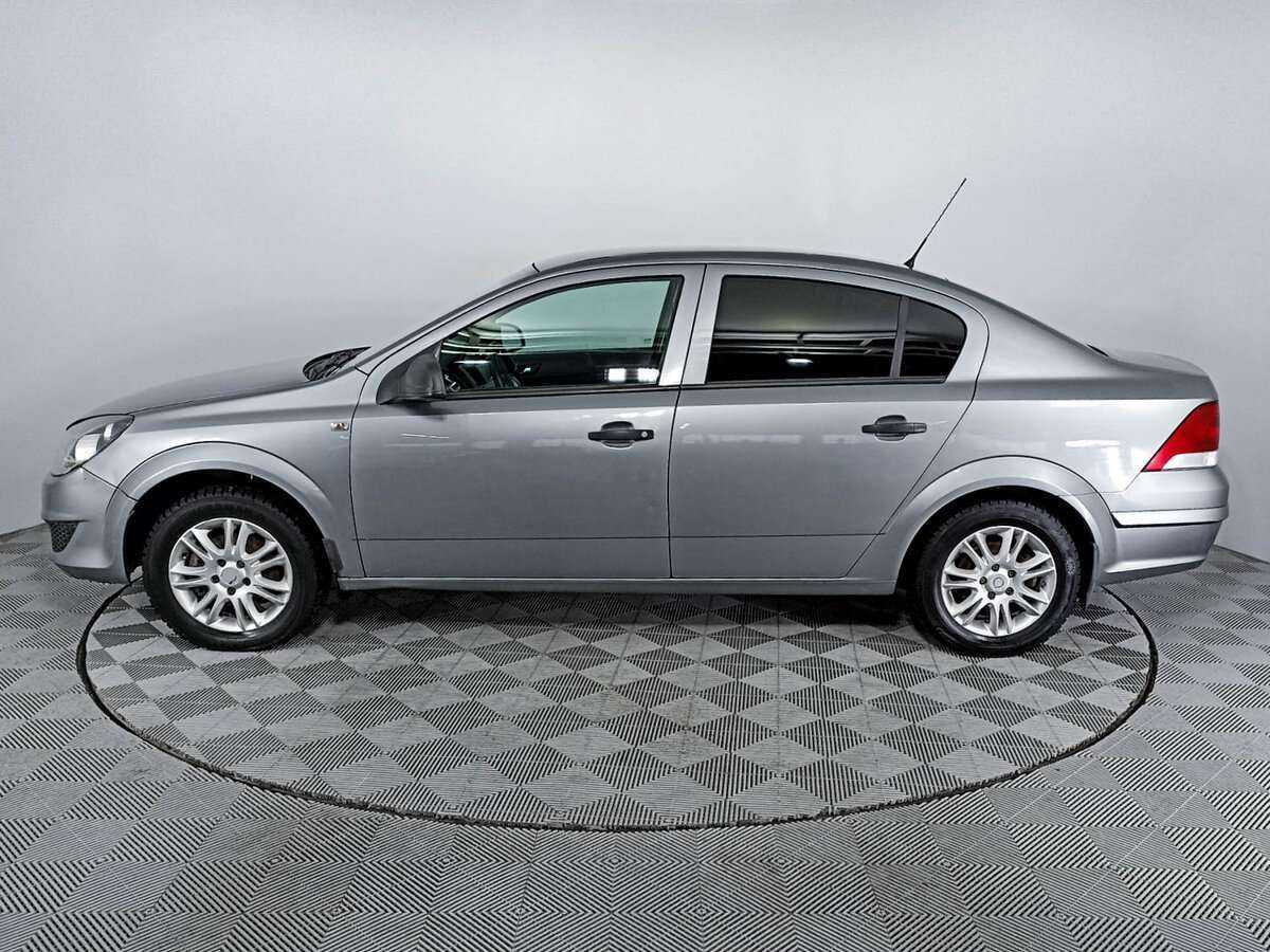 Купить Opel Astra, 2011, 179 779 км, фото №8