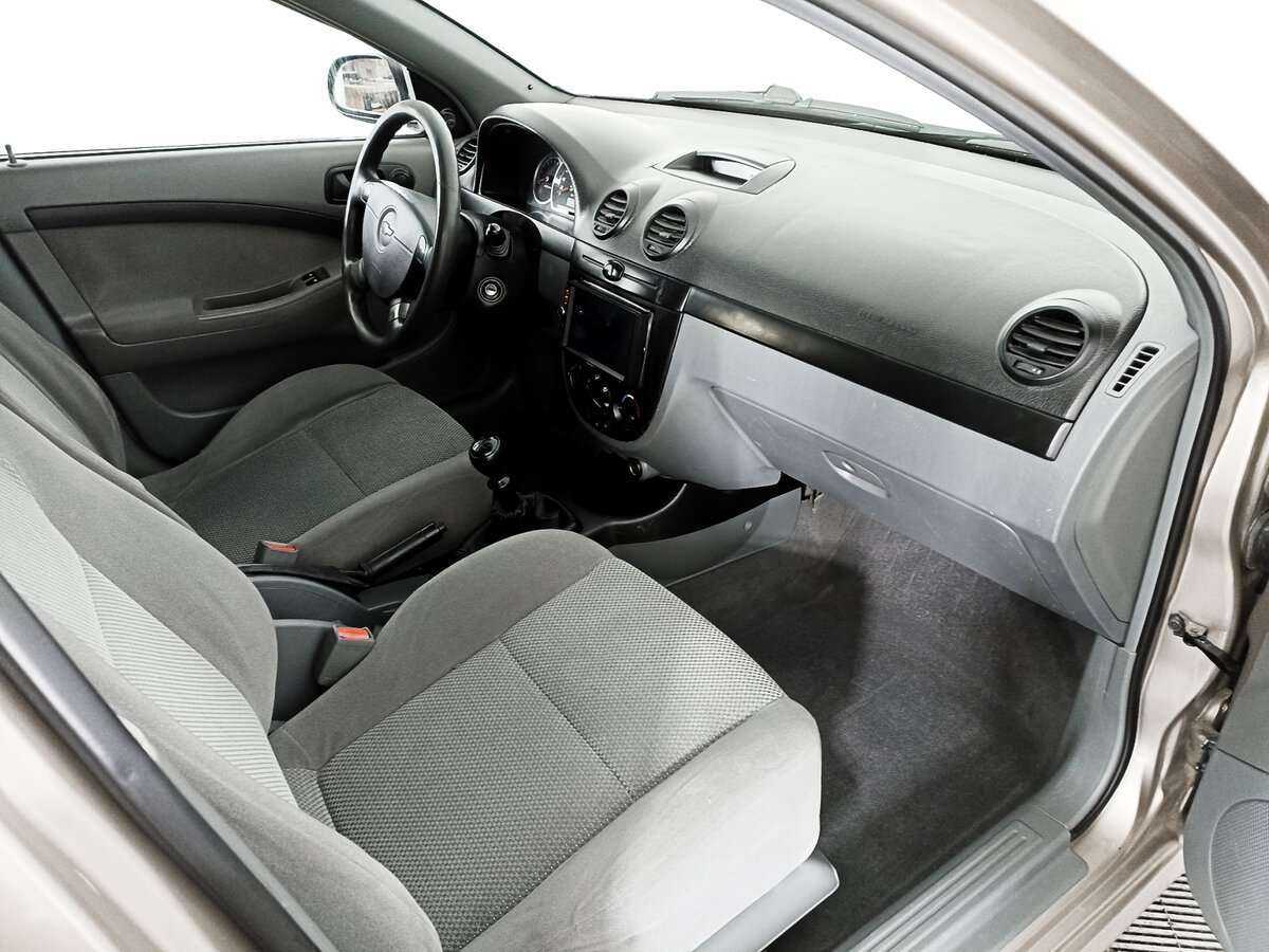 Купить Chevrolet Lacetti, 2008, 261 130 км, фото №9