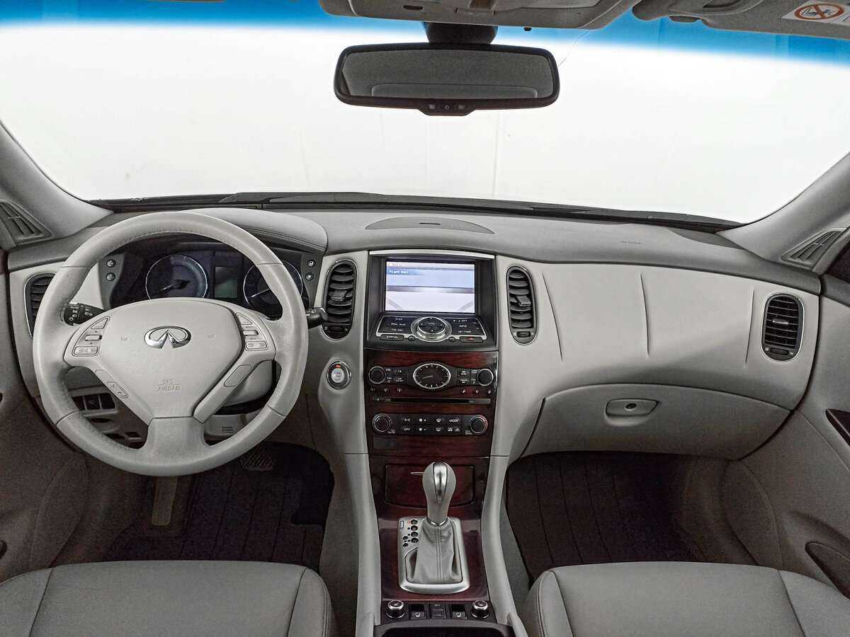 Купить Infiniti QX50, 2015, 109 500 км, фото №14