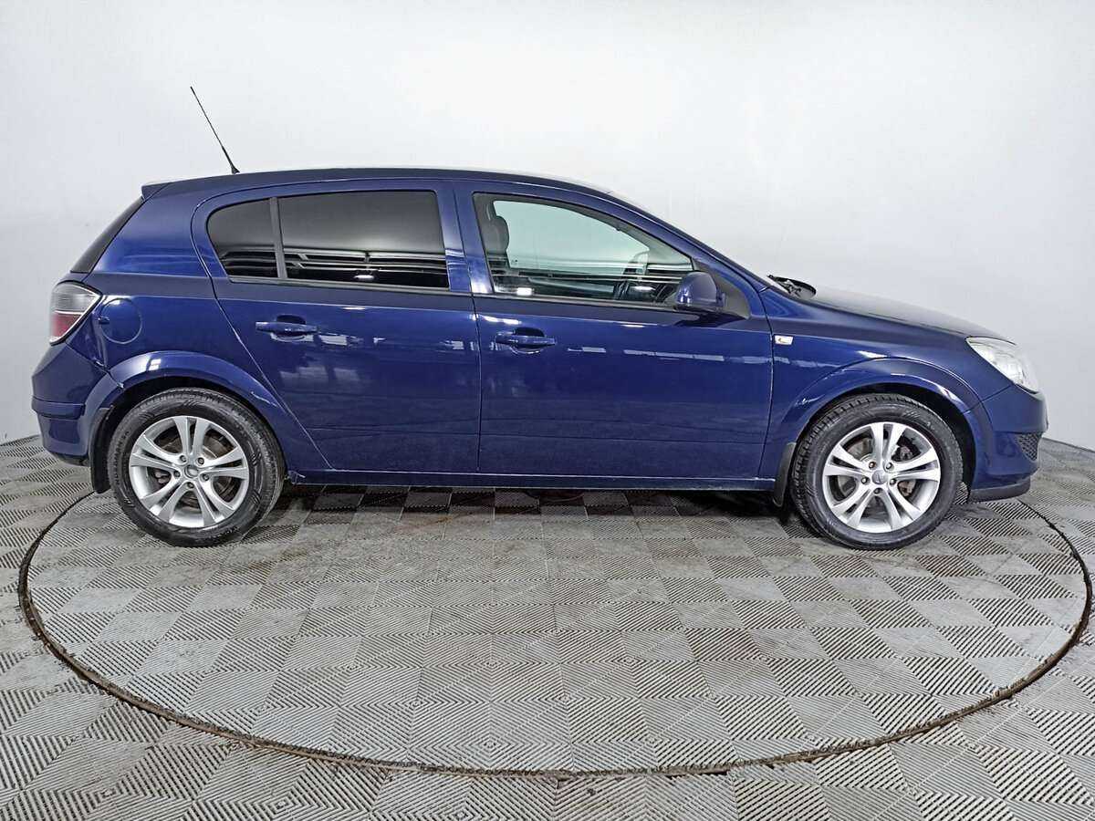 Купить Opel Astra, 2011, 185 679 км, фото №4