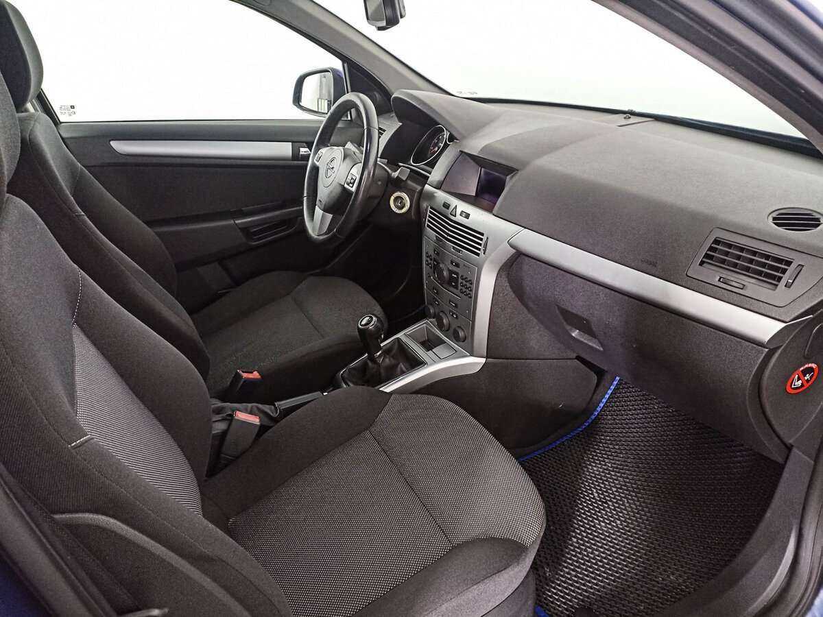 Купить Opel Astra, 2011, 185 679 км, фото №9
