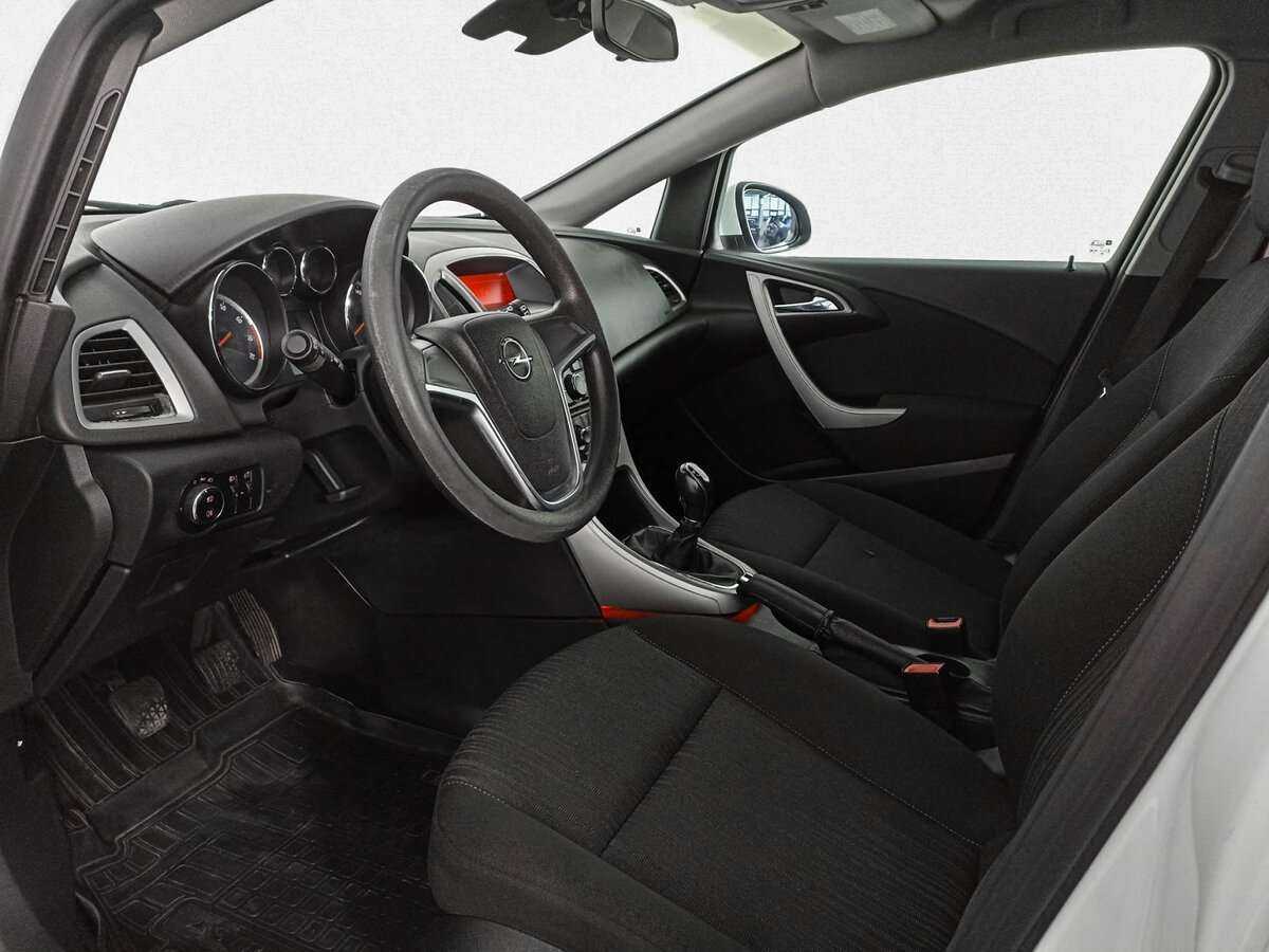 Купить Opel Astra, 2011, 191 219 км, фото №16