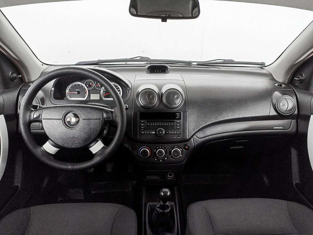 Купить Chevrolet Aveo, 2011, 146 196 км, фото №9