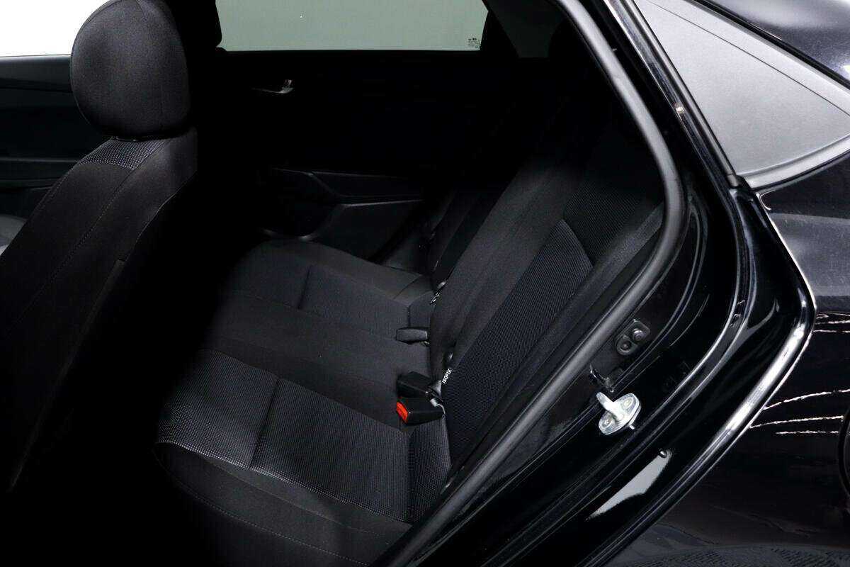 Купить Hyundai Solaris, 2021, 131 303 км, фото №12