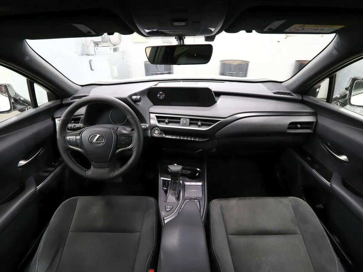 Купить Lexus UX 200, 2019, 70 000 км, фото №16