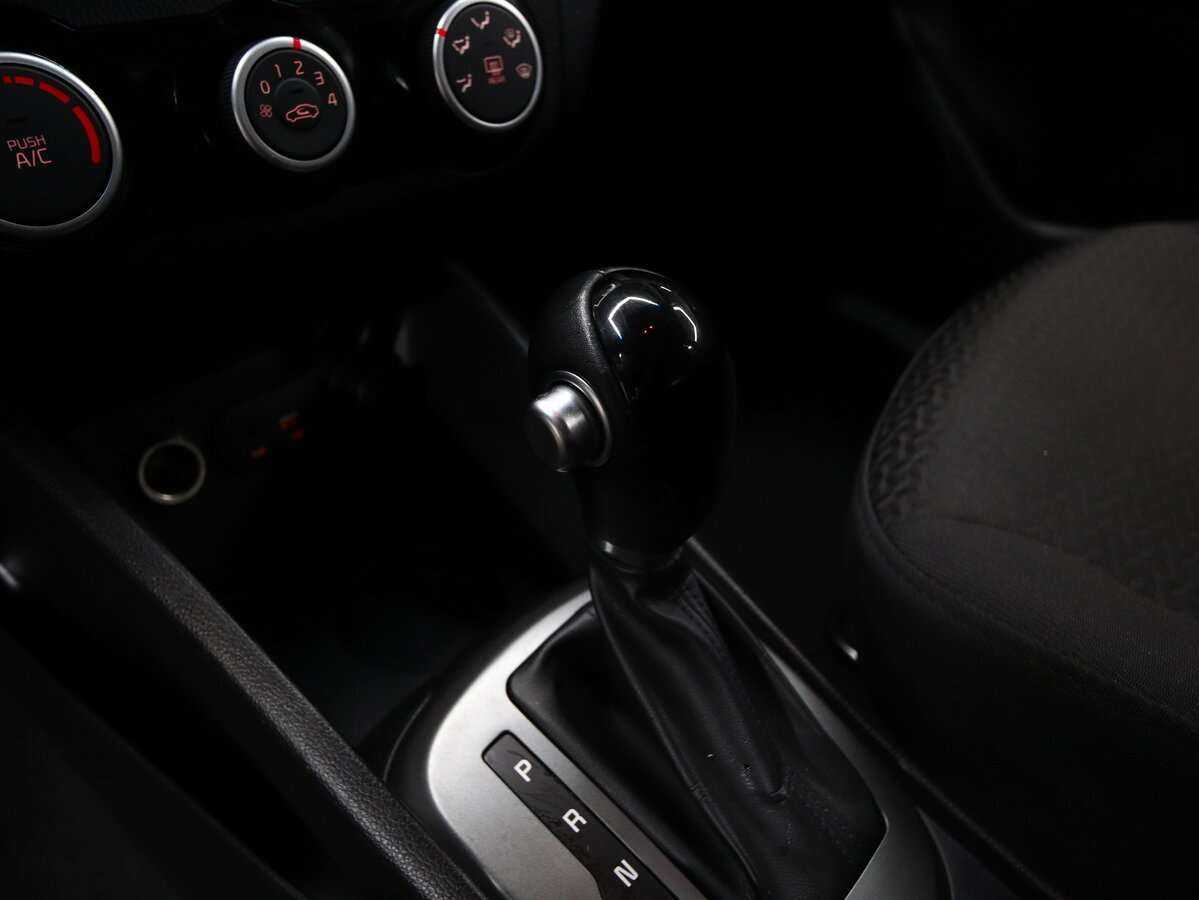 Купить Kia Rio, 2015, 59 140 км, фото №8