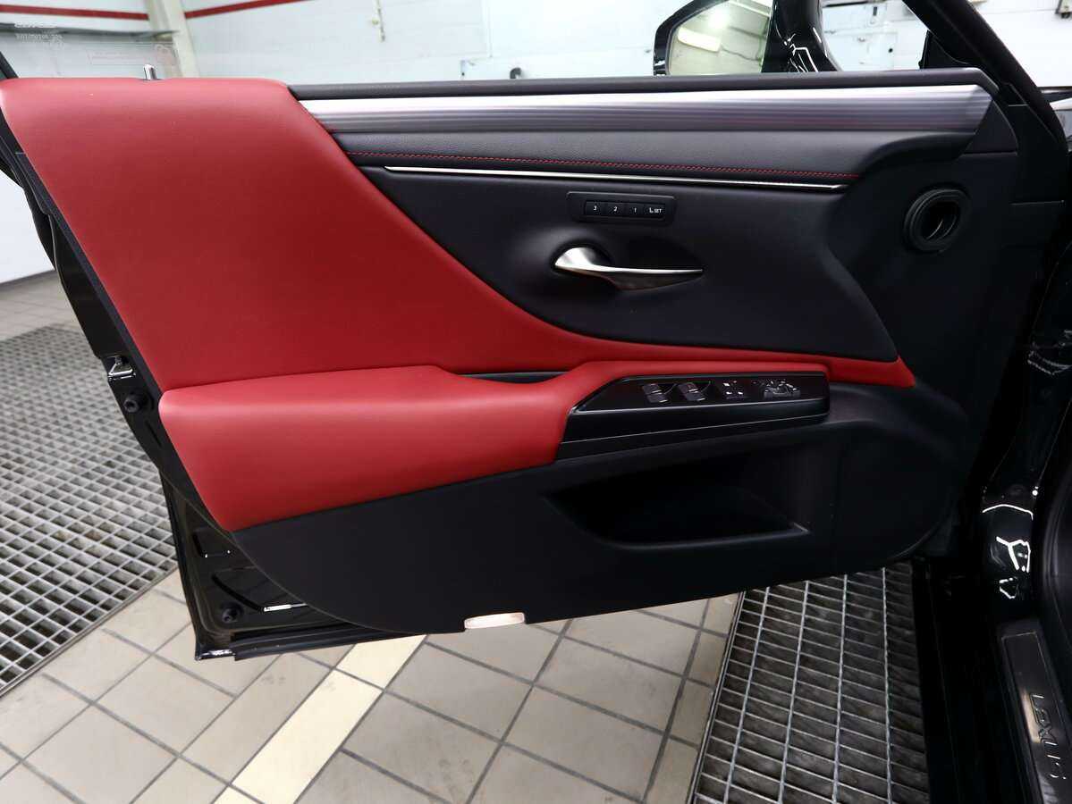 Купить Lexus ES 250, 2021, 45 000 км, фото №8