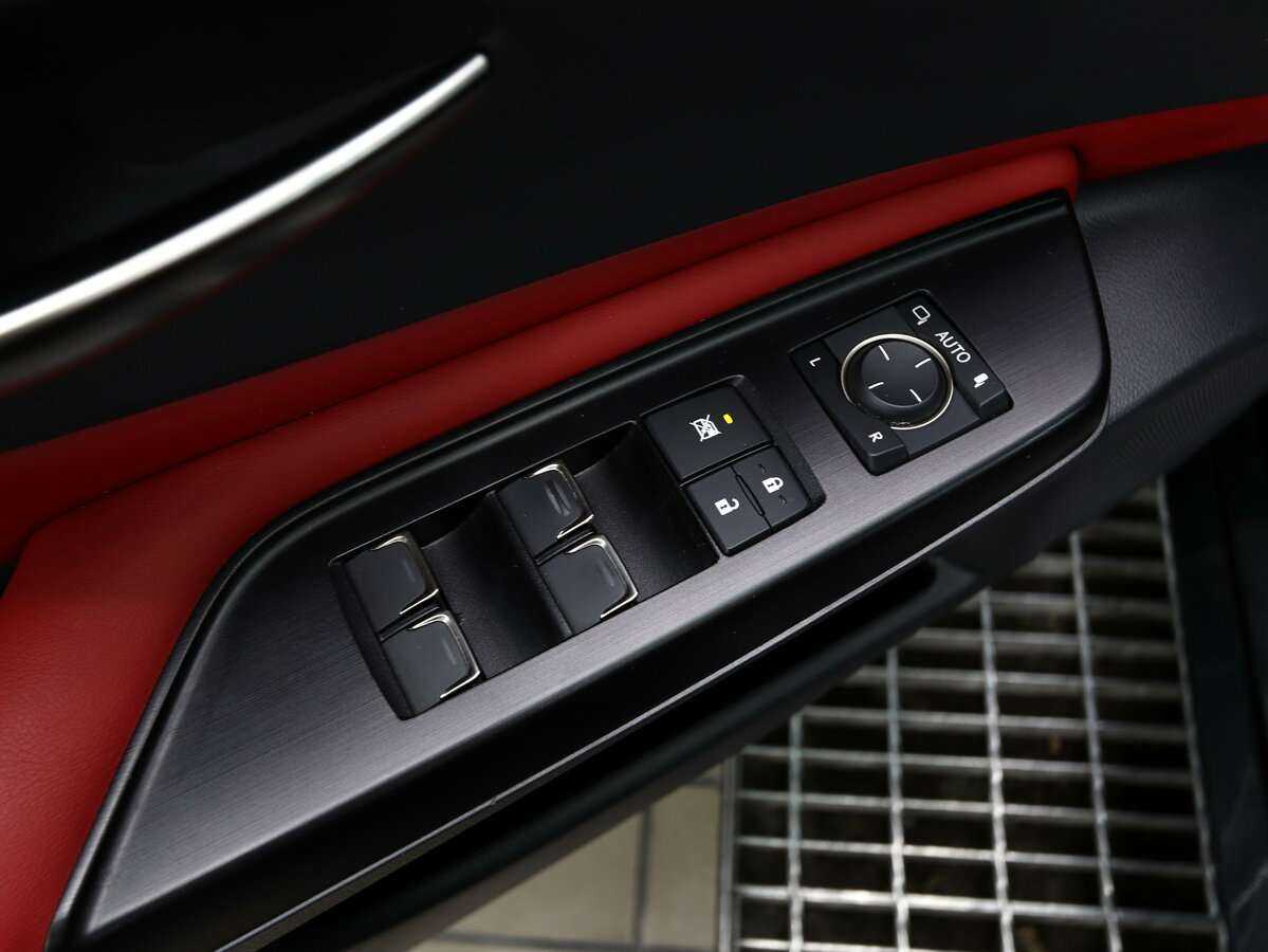 Купить Lexus ES 250, 2021, 45 000 км, фото №9