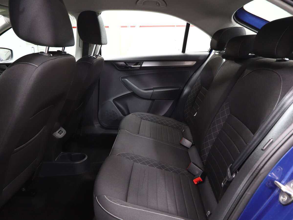 Купить Skoda Rapid, 2018, 110 000 км, фото №11