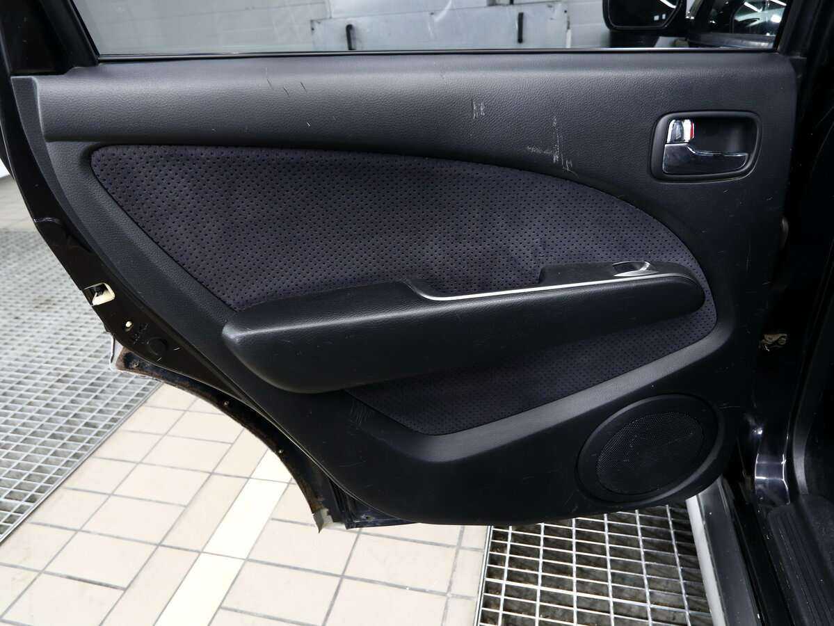 Купить Mitsubishi Outlander, 2005, 285 295 км, фото №11