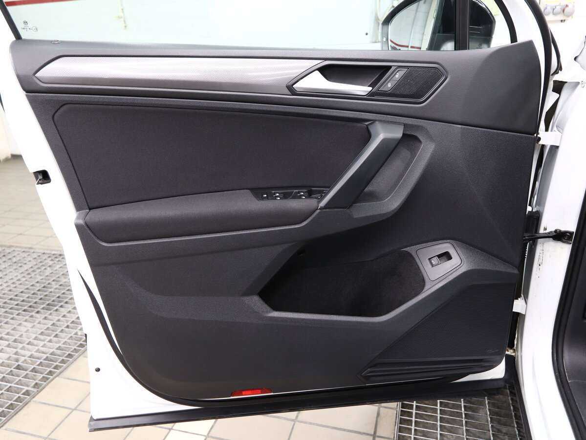 Купить Volkswagen Tiguan, 2019, 81 000 км, фото №8
