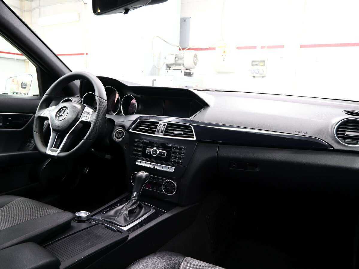 Купить Mercedes-Benz C-Класс 180, 2012, 180 000 км, фото №16