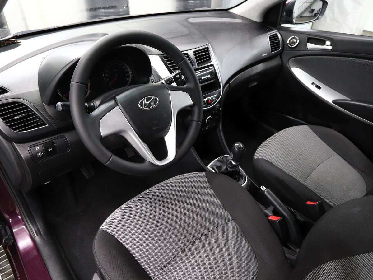 Купить Hyundai Solaris, 2011, 301 000 км, фото №6